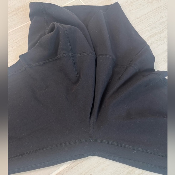 Lululemon Unlimit High-Rise Tight 25” - Size 6 - Picture 5 of 10
